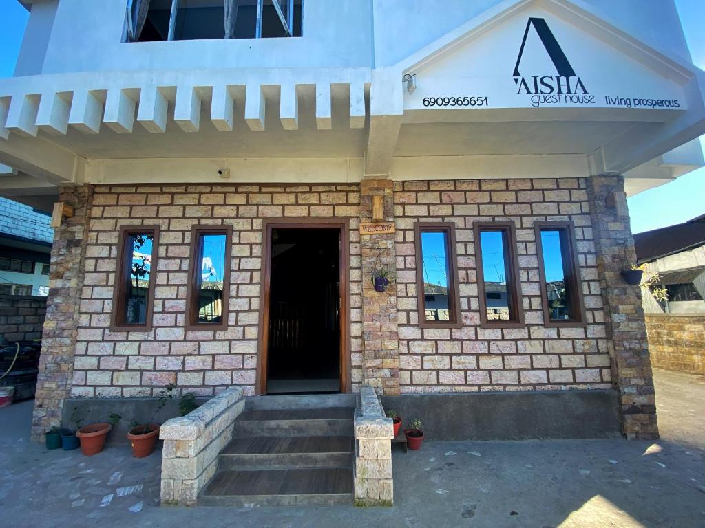 Aisha Guest House Bed & Breakfast — image 5