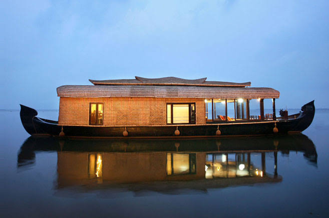 Deluxe Houseboat / Similar — image 5