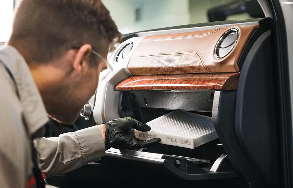 Air & Cabin Filter Replacement Melbourne service image 1