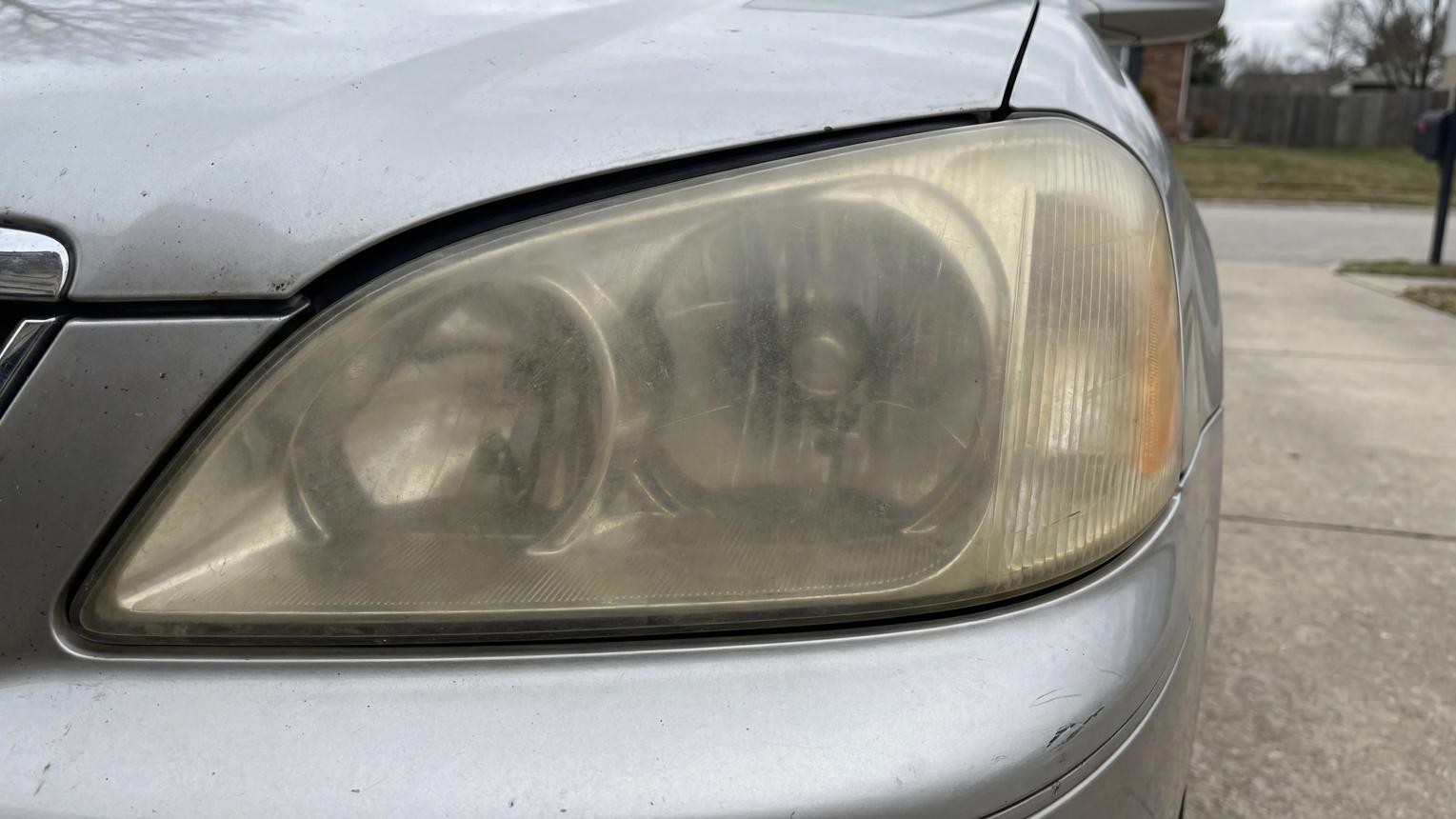 Headlight Restoration Melbourne service image 1