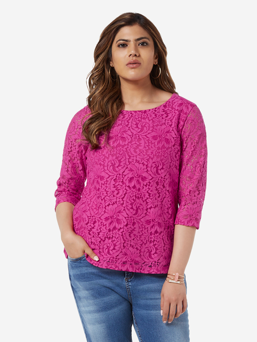 Gia store curves tops