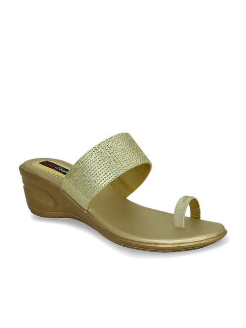 Get Glamr Golden Toe Ring Wedges Price in India