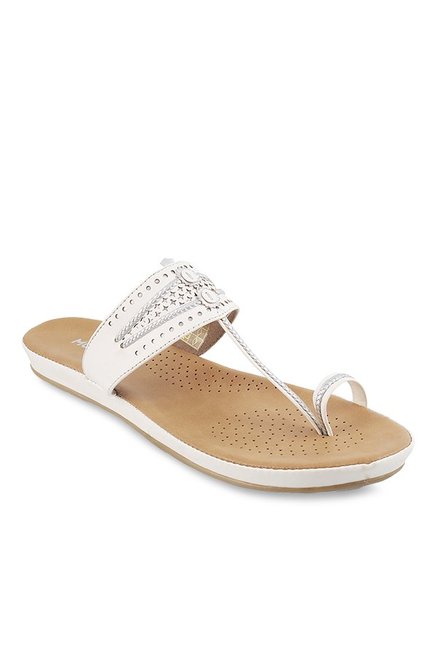 Mochi White Toe Ring Sandals Price in India