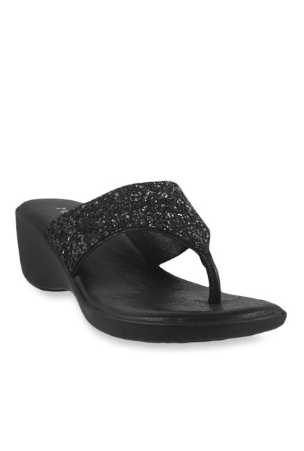 Metro Black Thong Wedges Price in India