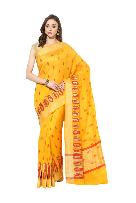 Avishi Yellow Paisley Printed Saree With Blouse Price in India