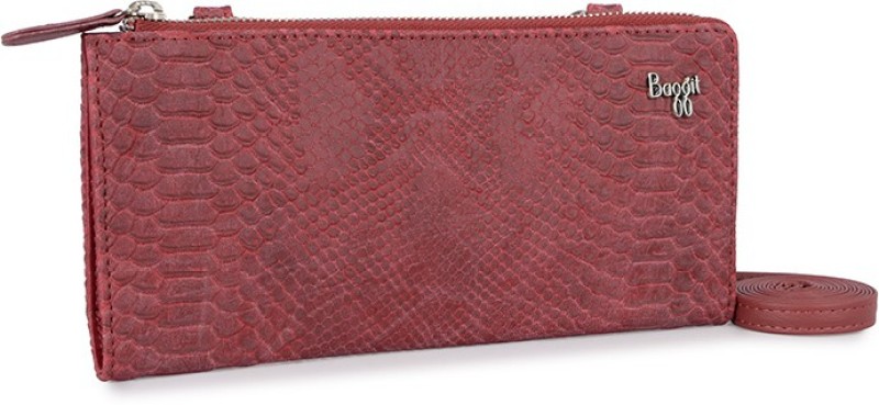 Casual Maroon  Clutch Price in India