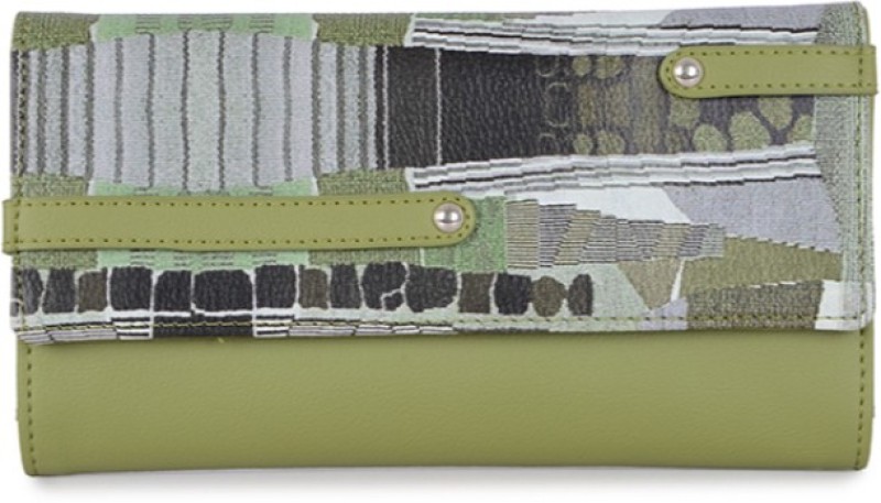 Casual Green  Clutch Price in India