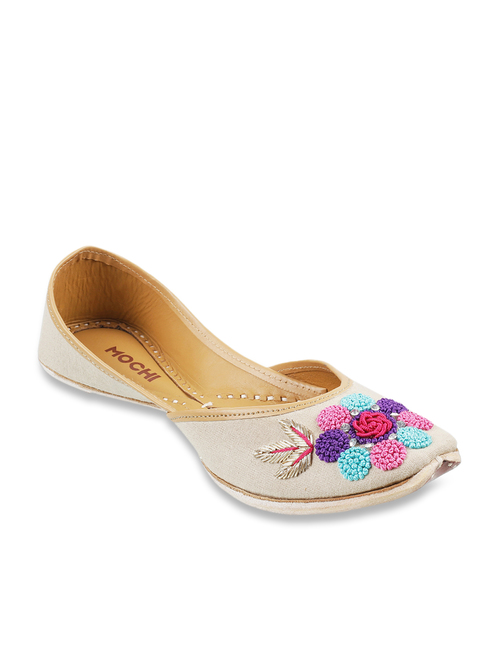 Mochi Beige Ethnic Juttis Price in India