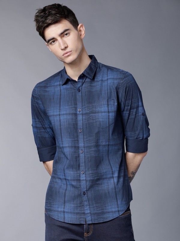 Men Checkered Casual Cut Away Shirt Price in India