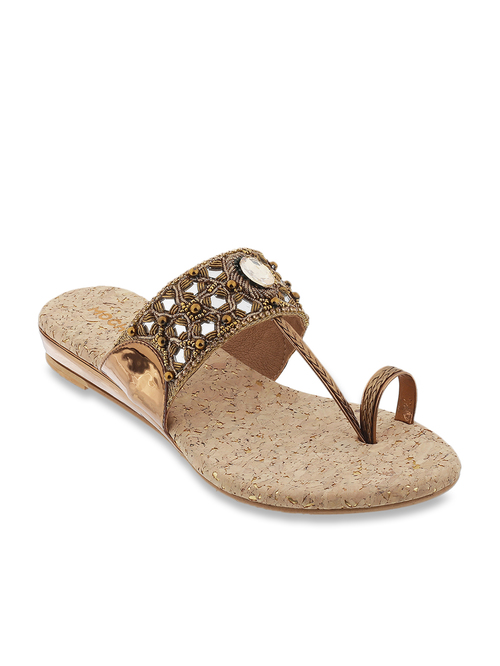 Mochi Antique Gold Toe Ring Wedges Price in India