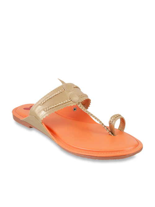 Metro Golden Toe Ring Sandals Price in India