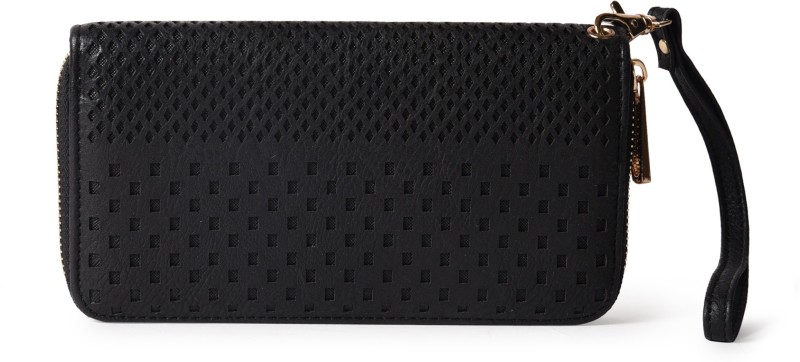 Casual Black  Clutch Price in India