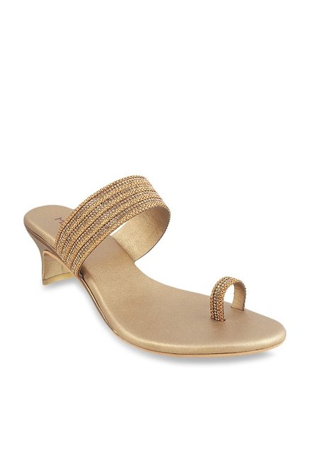 Metro Antique Gold Toe Ring Sandals Price in India