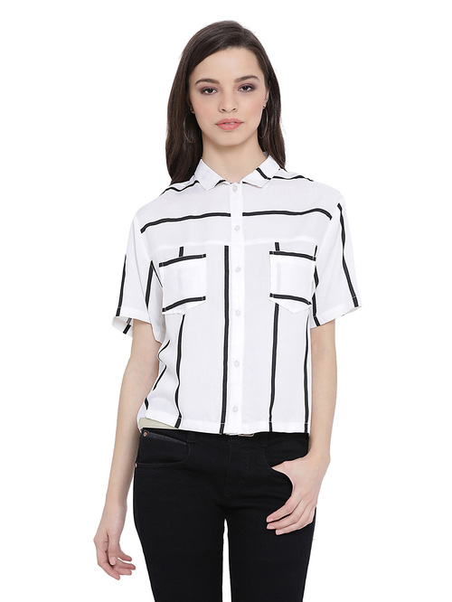 Oxolloxo Black & White Pearl Enchantress Boxed Shirt Price in India