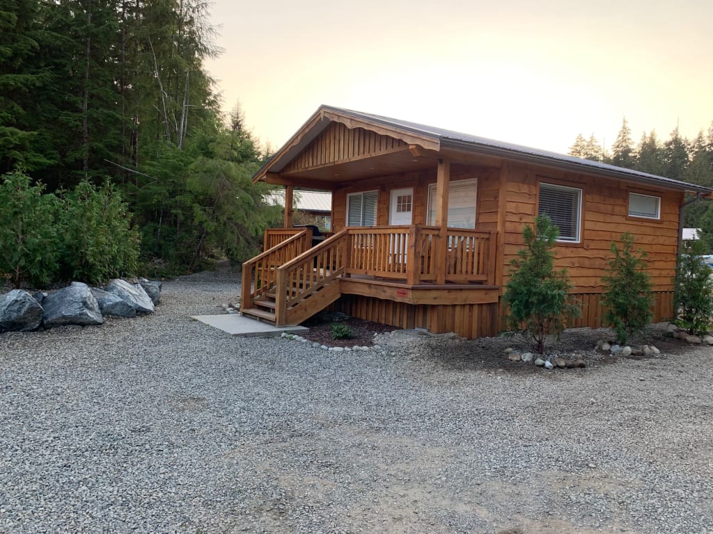 Pine Cabin photo 2
