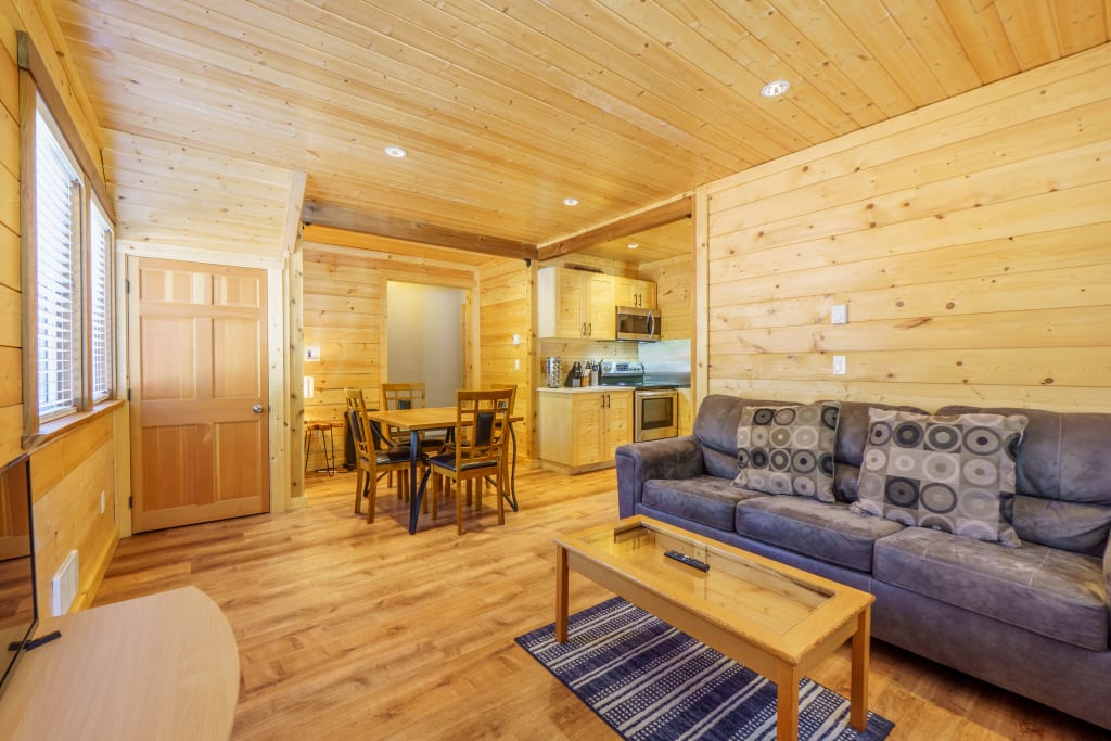 Hemlock Suite photo 4