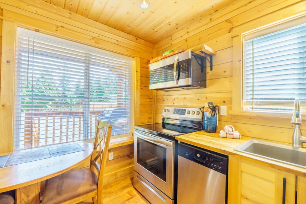 Cedar Cabin photo 5
