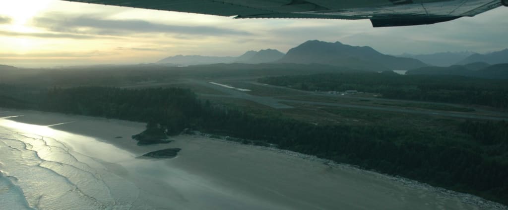 Pros and Cons of Staying in Ucluelet vs. Tofino