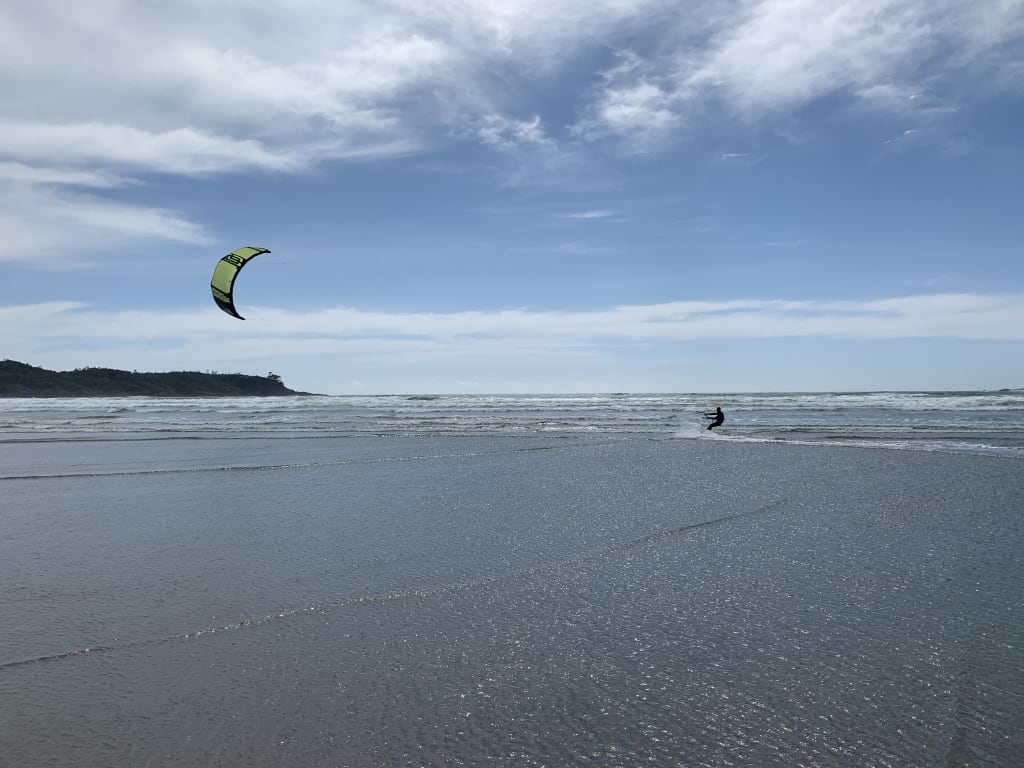 Surf on the Tofino coast