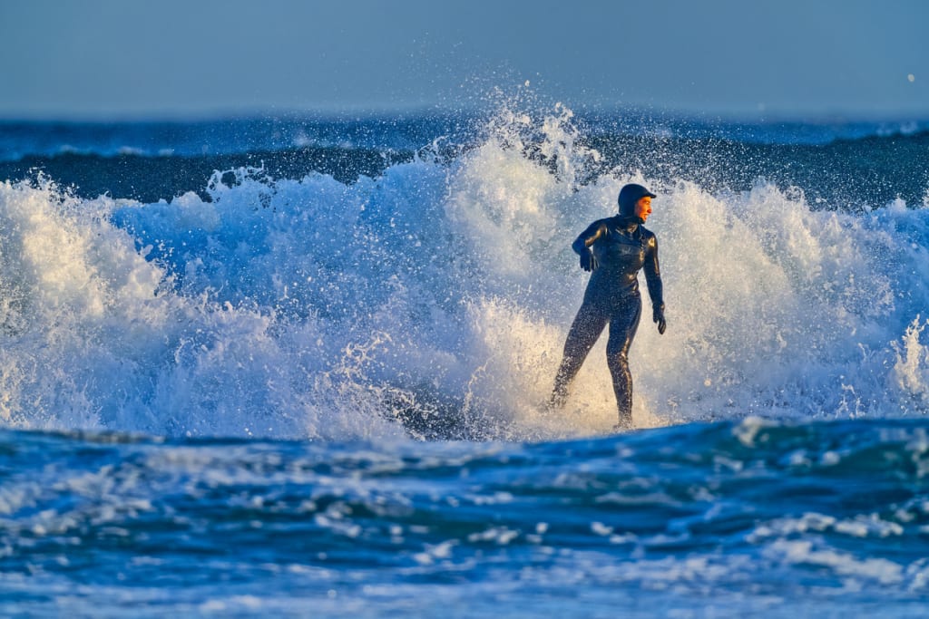Surf on the Tofino coast
