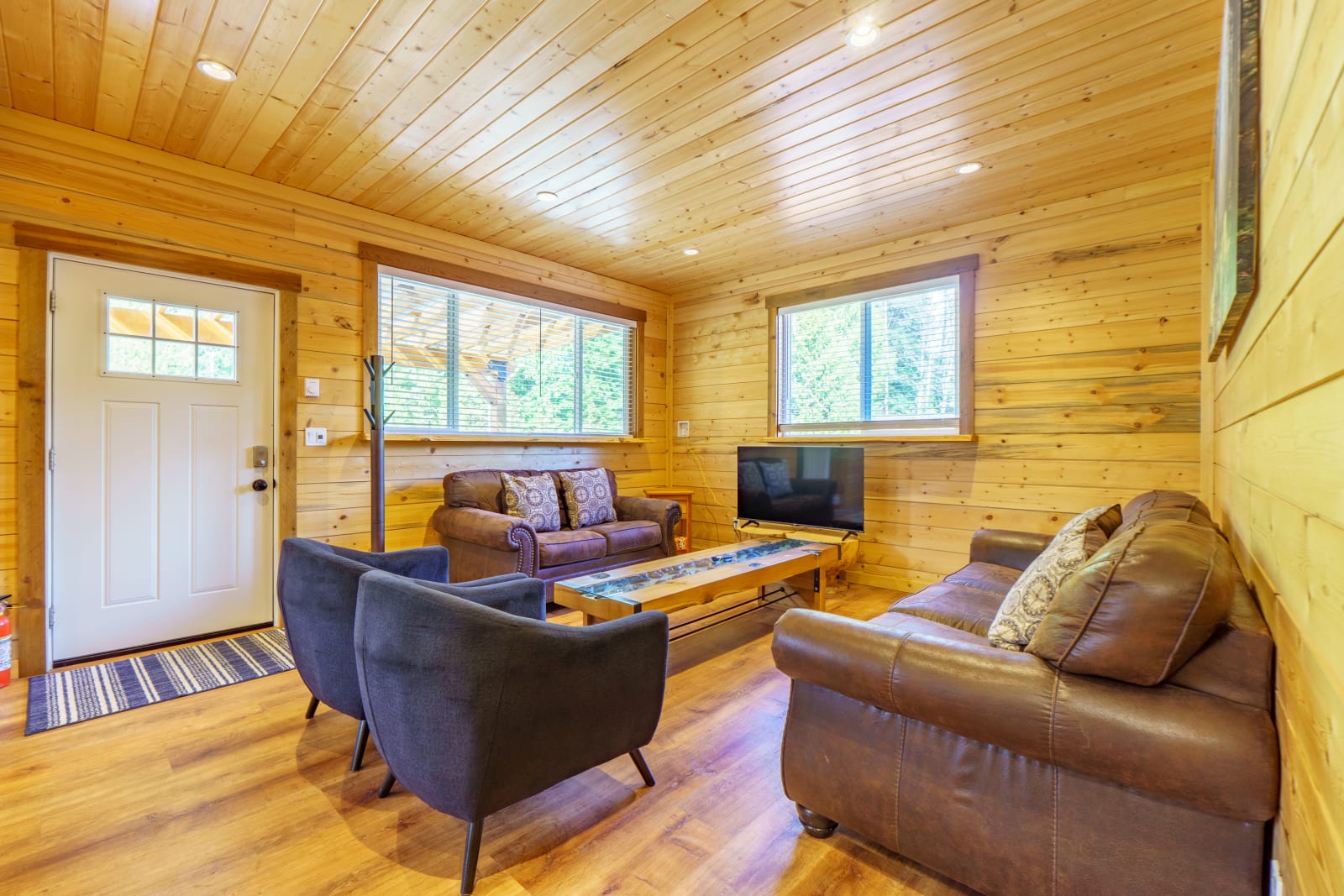Tyee Cabin photo 8