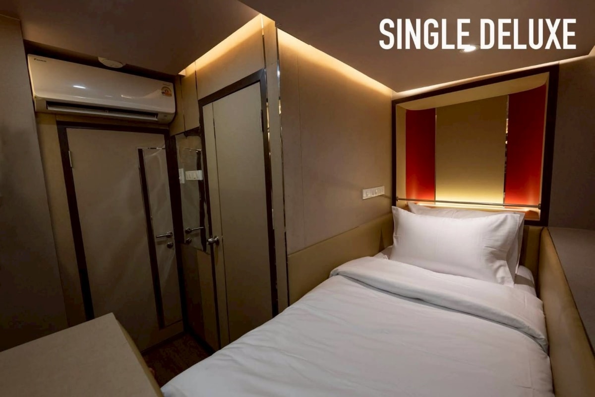 Lower Single Deluxe