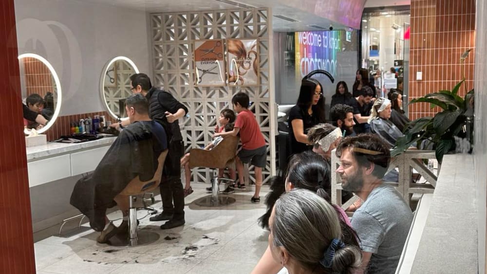 Cuts Avenue Salon in Chatswood Chase Hairdresser