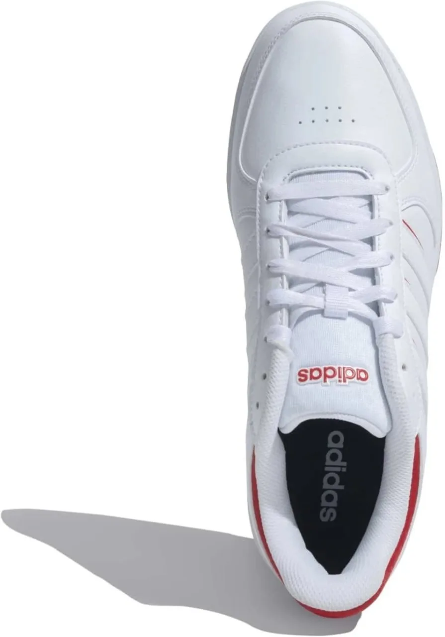 64% Off - Adidas Sneakers At Rs.1,643