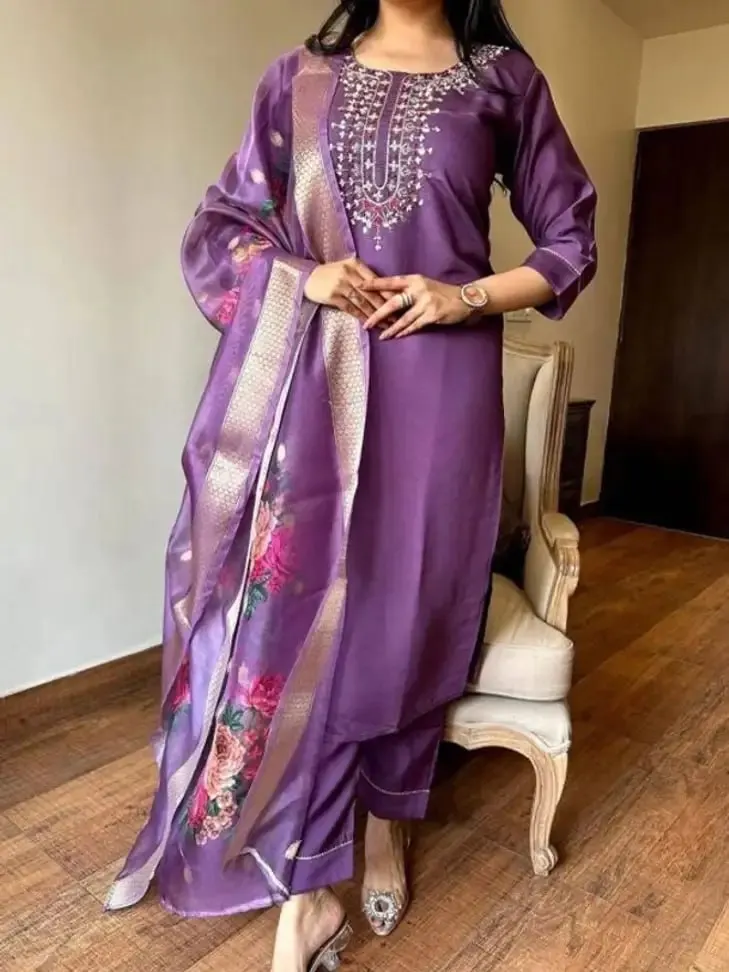 **Shopsy | 88% Off - Aeba Fashion Kurta Pant & Dupatta Set At Rs.184**