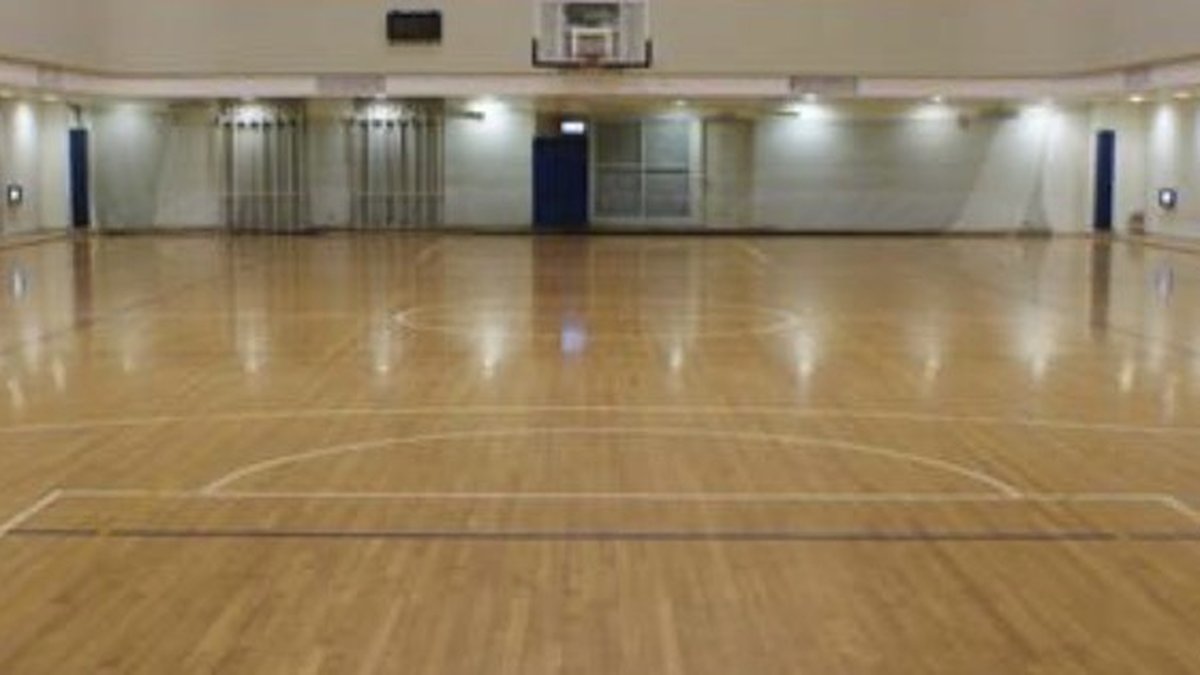 體育館內部一