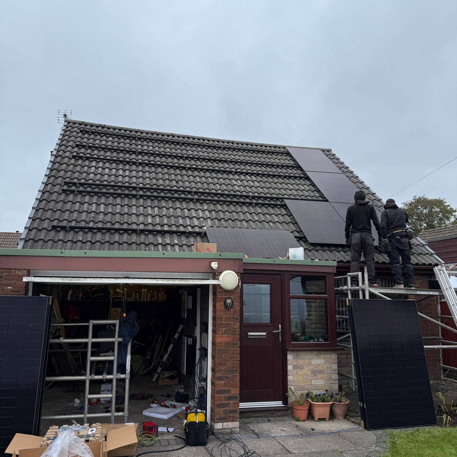 GREAT SOLAR install Hindley Green bungalow front roof array completed in one day