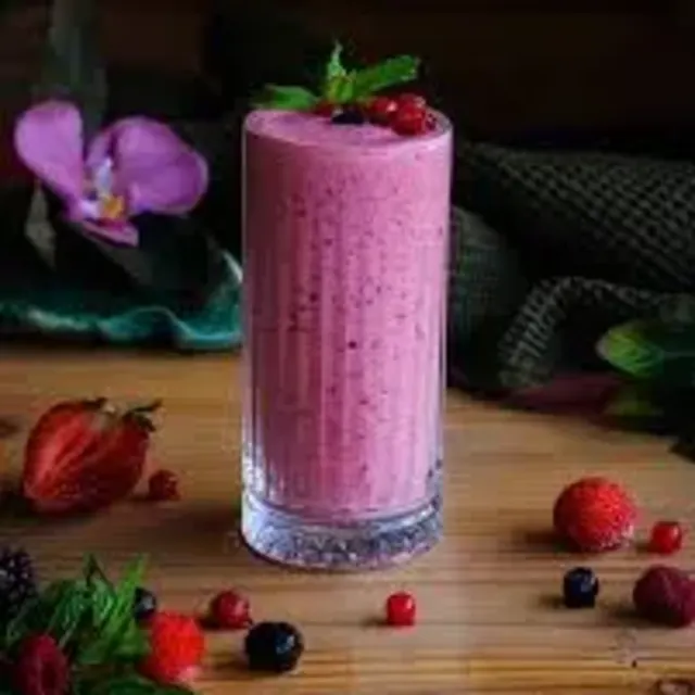 Orman Meyveli Milkshake