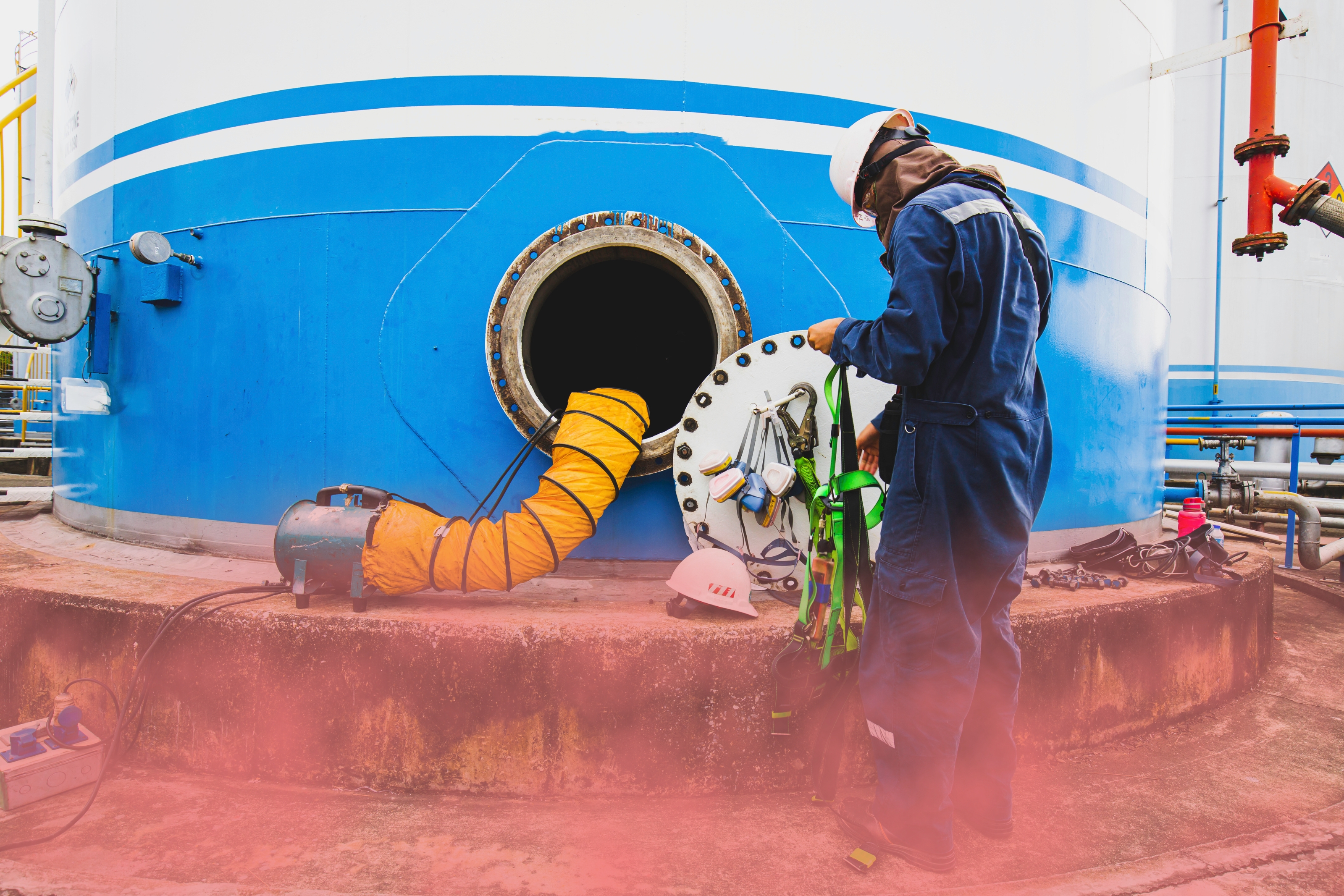 Limpeza em Espaço Confinado