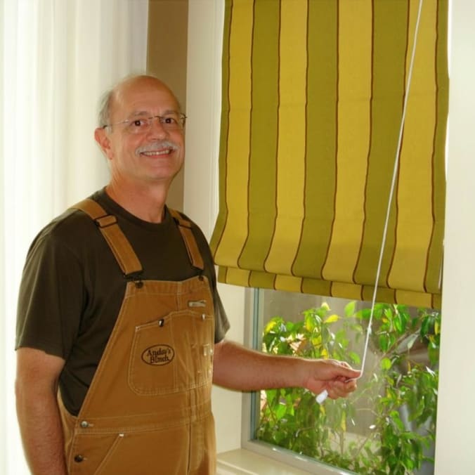 Installation of custom window coverings Kelowna