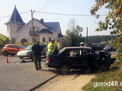 В аварии под Грязями погибла женщина