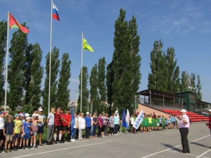 Единороссы организовали спортивный праздник