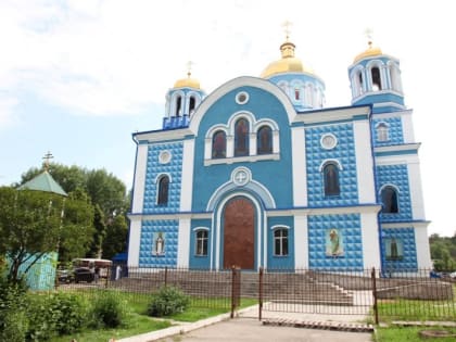 В Покровском храме г. Липецка состоялось архиерейское богослужение