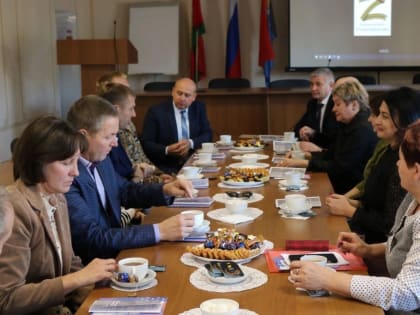 В Долгоруково состоялся круглый стол по вопросам СВО