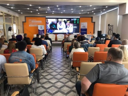 Священник выступил с докладом на итоговом мероприятии проектов-победителей специального конкурса Фонда президентских грантов 2022 года