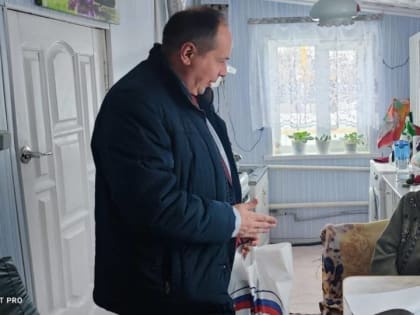 В Измалково поздравили с Рождеством и Новым годом ветеранов войны