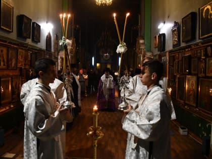 В канун Крещения Господня епископ Максим совершил Всенощное бдение в Вознесенском соборе