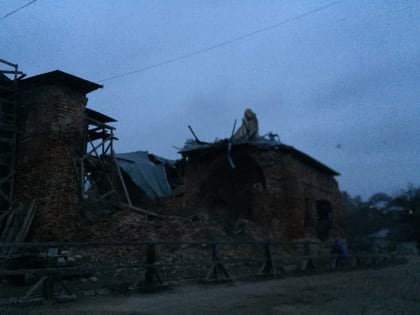 В Ельце выясняют причины обрушения купола Владимирского храма