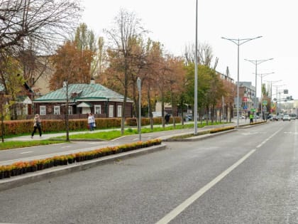 В Липецке продолжается благоустройство центральных улиц