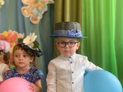 "Шляпный бал"