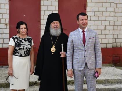 Церемония вручения красных дипломов выпускникам ЕГУ