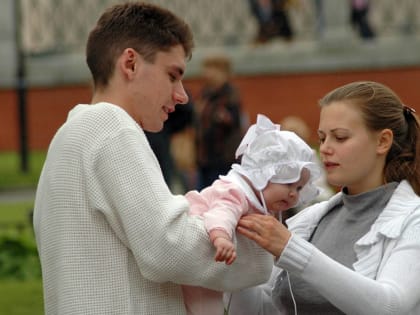 Семьи с детьми и беременные женщины получили в Липецкой области свыше 240 млн рублей с начала выплат единого пособия