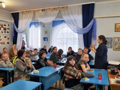 В воскресной школе Преображенского храма г. Липецка
прошел открытый урок в честь Дня защитника Отечества