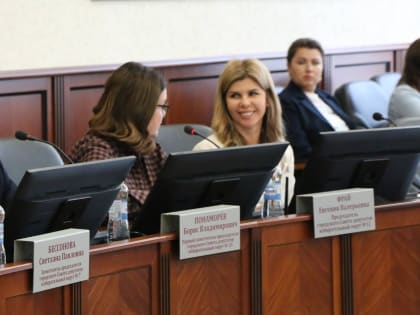 Глава Липецка Евгения Уваркина отчиталась перед депутатами о работе в 2022 году