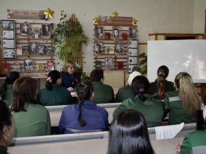 В библиотеке ИК-7 УФСИН России по Липецкой области  состоялся литературный вечер, посвященный Дню Победы