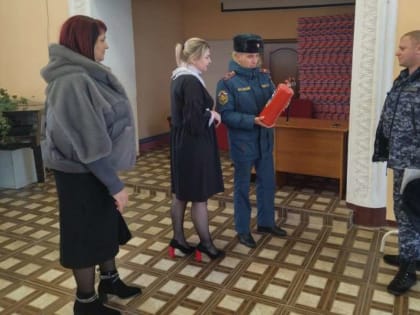 В Липецкой области силовики проверяют безопасность избирательных участков